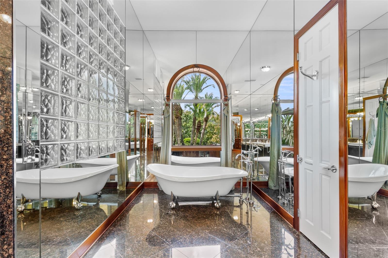 CHATEAUX DES LACS - Residential