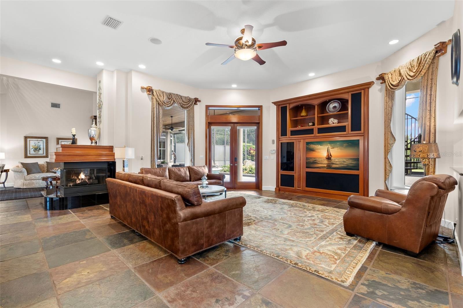 CHATEAUX DES LACS - Residential