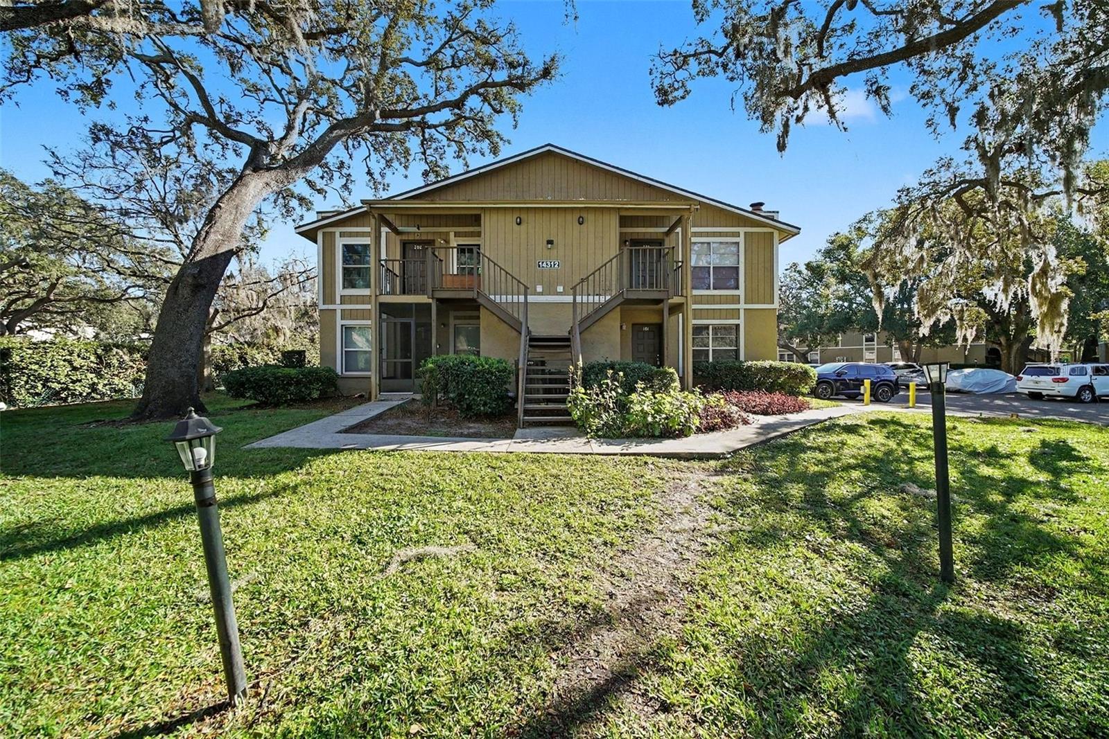 THE OAKS UNIT VIII A CONDOMINI - Residential