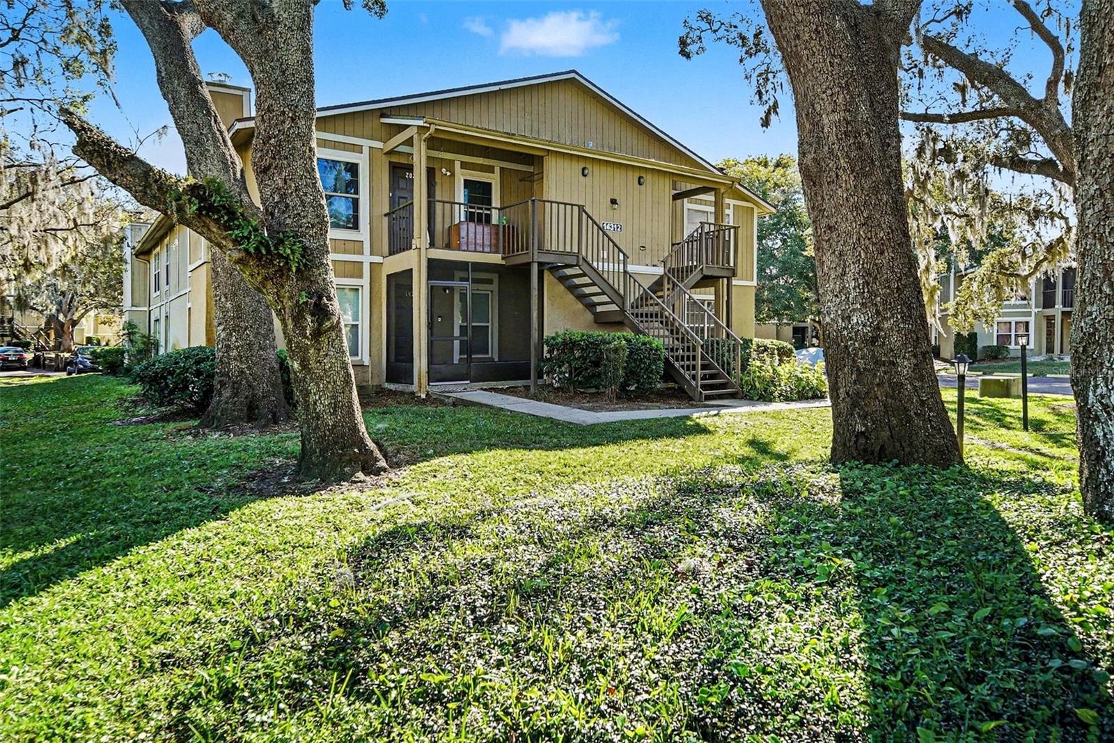 THE OAKS UNIT VIII A CONDOMINI - Residential