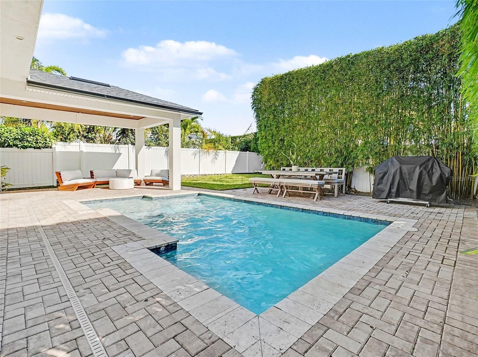 LAKE KILLARNEY SHORES - Residential