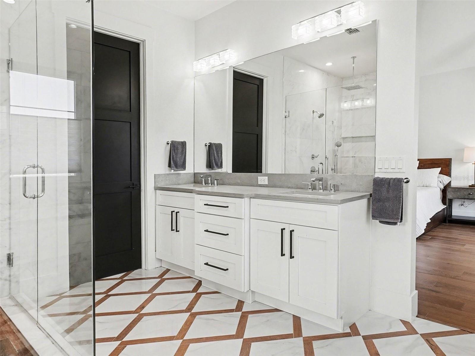 LAKE KILLARNEY SHORES - Residential