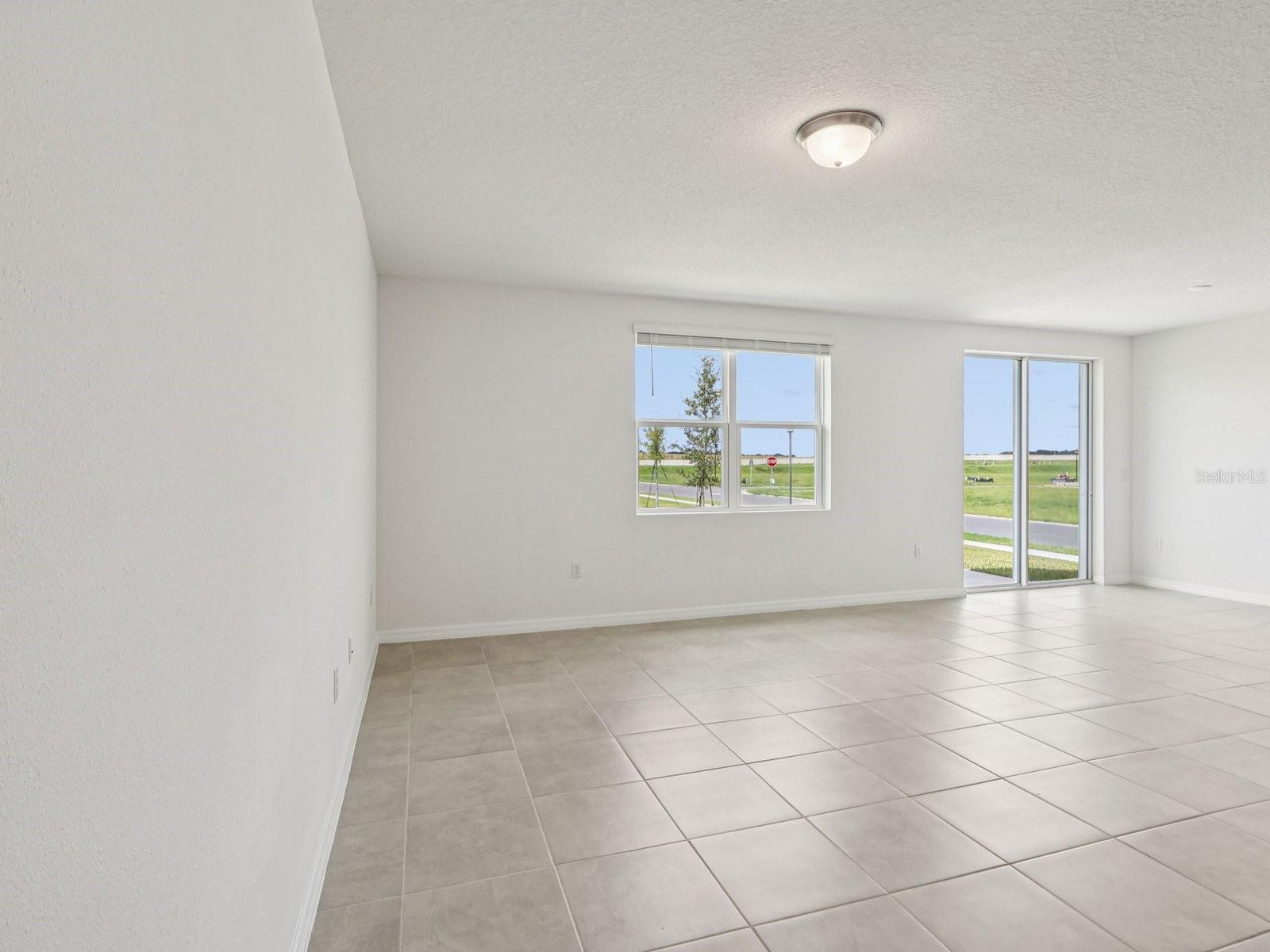 BENTON HILLS - Residential