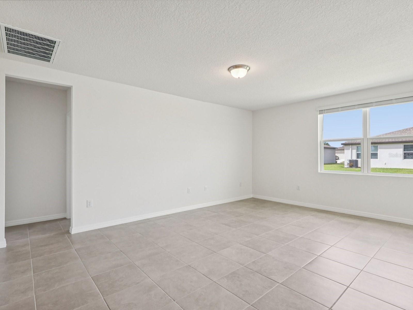BENTON HILLS - Residential