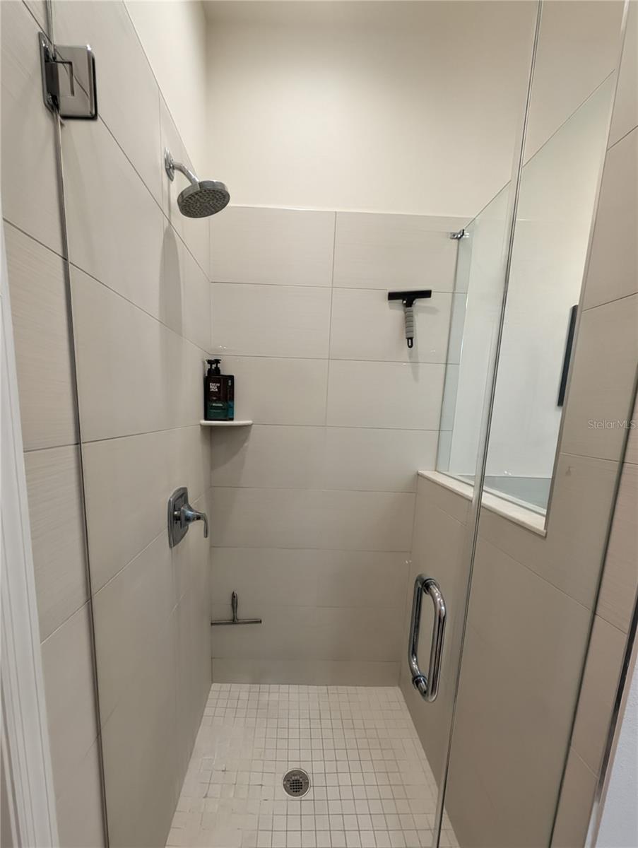 MONTCLAIR LAKE TWNHMS - PH 1 - Residential