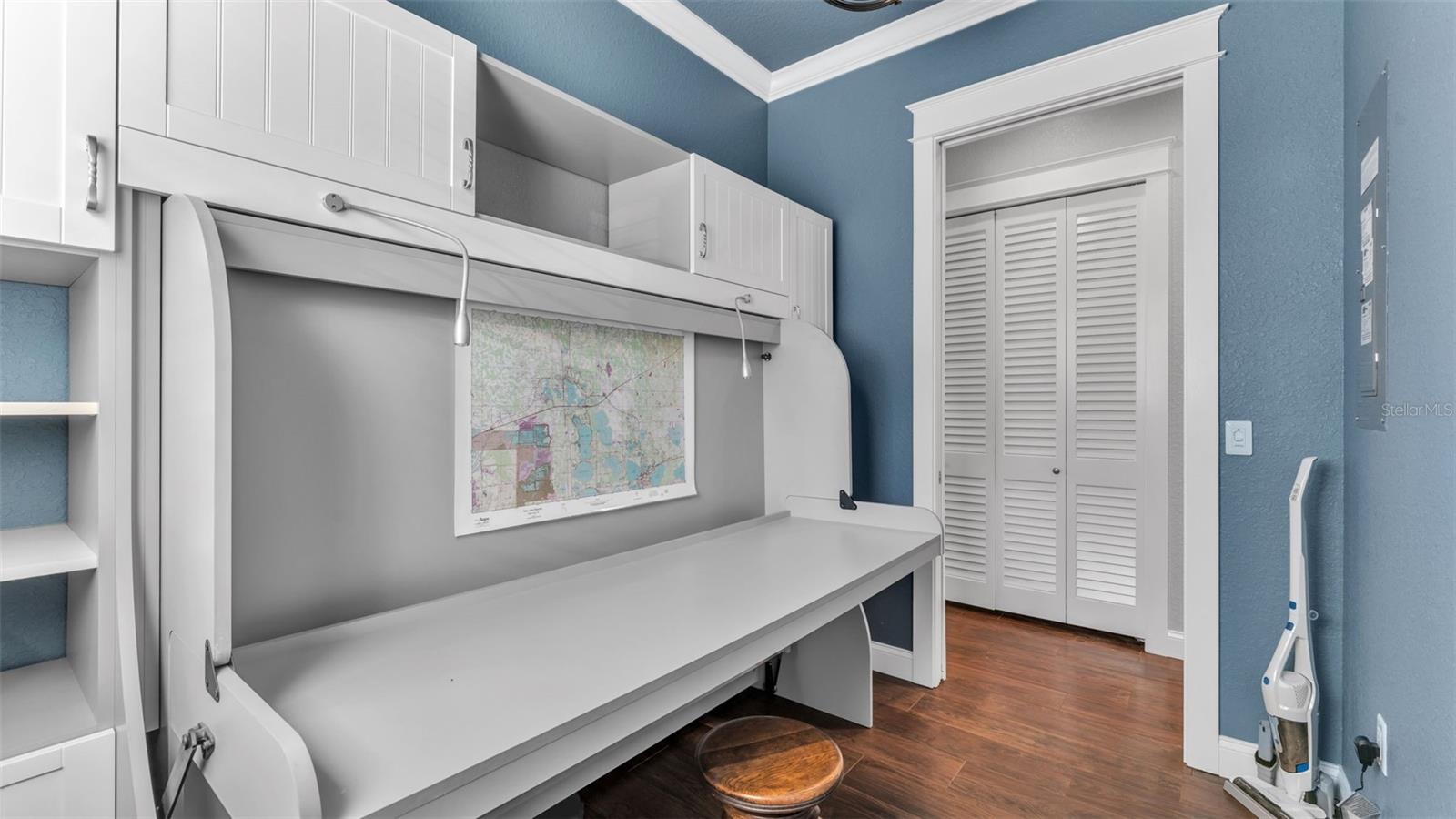 BAY LAKE RESIDENCE - Residential