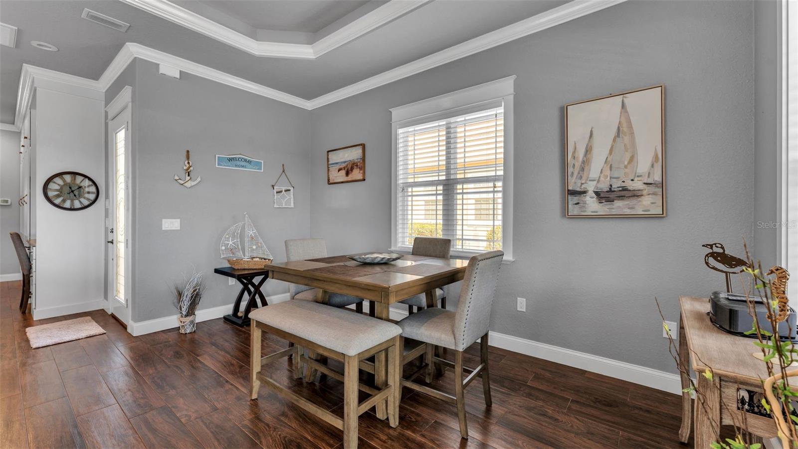 BAY LAKE RESIDENCE - Residential