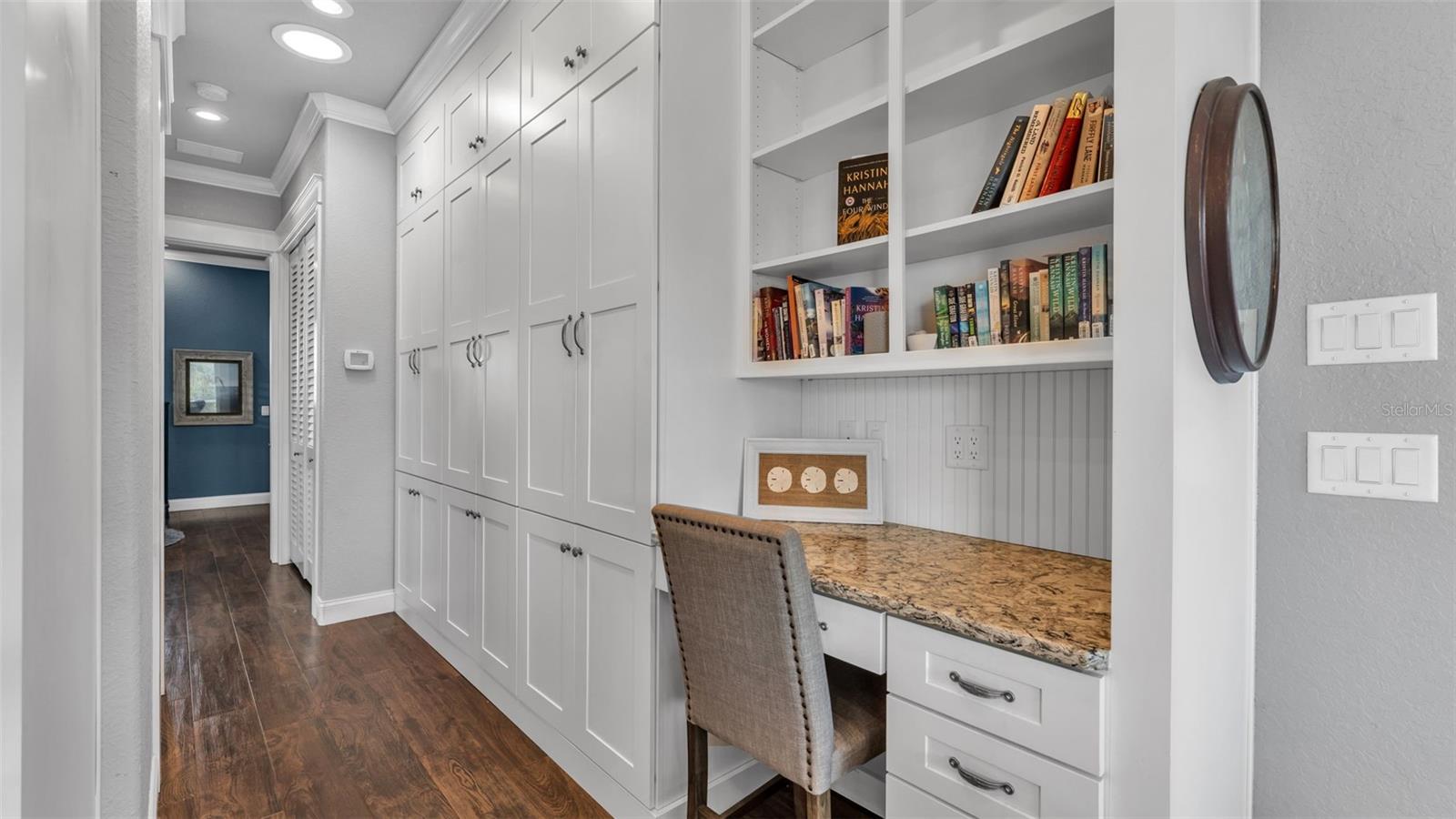 BAY LAKE RESIDENCE - Residential