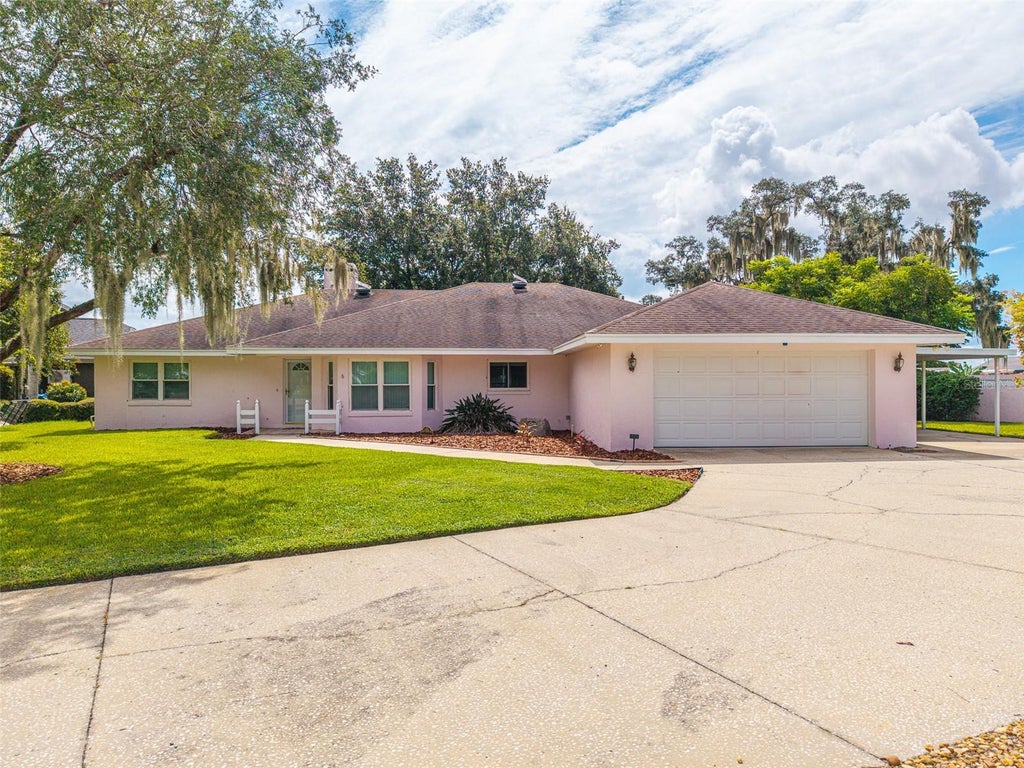 Photo of 155 Hainesport Drive, Lake Alfred, FL 33850 (MLS # L4964567)