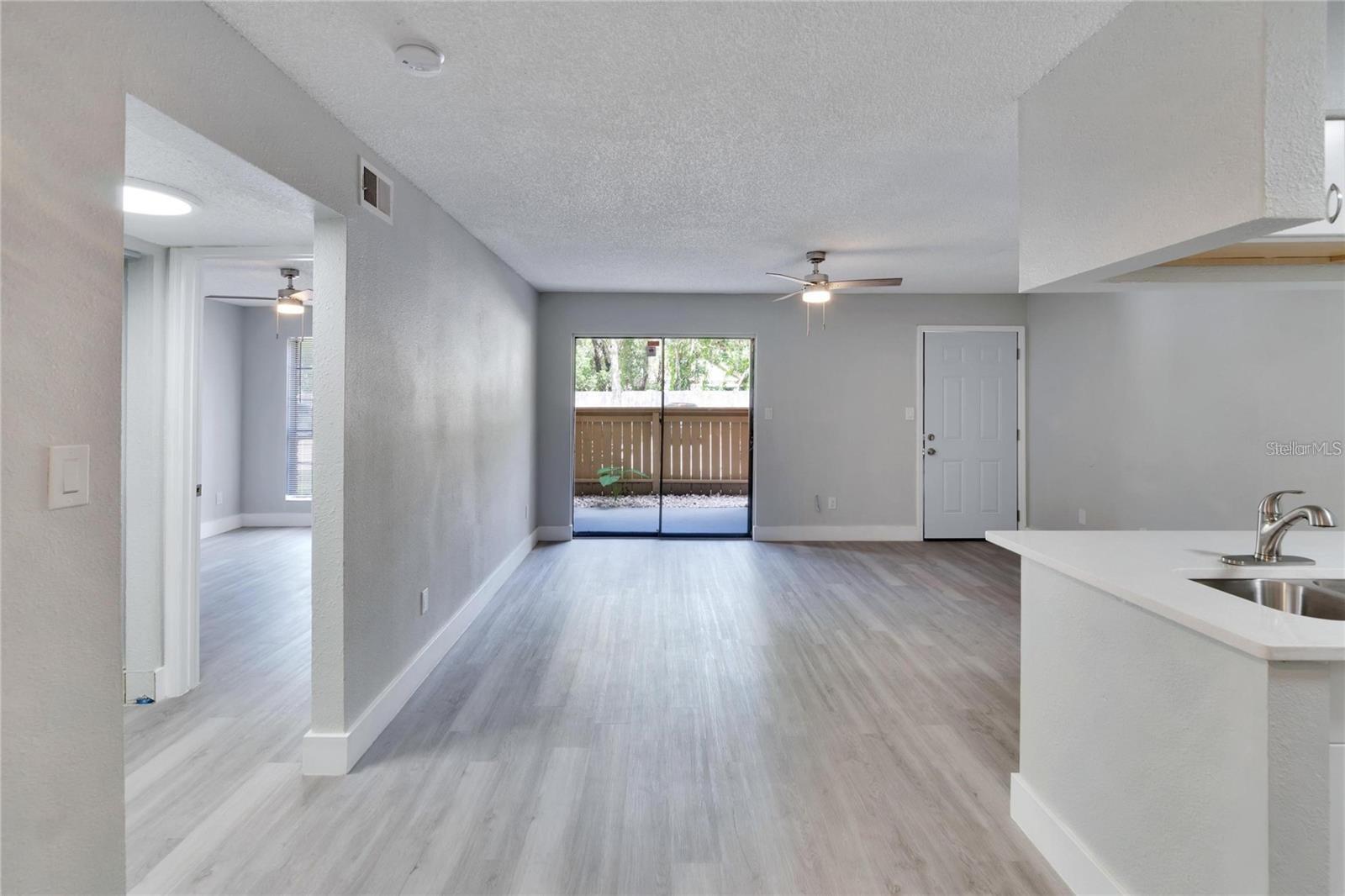 THE GRAND RESERVE CONDO - Residential Lease