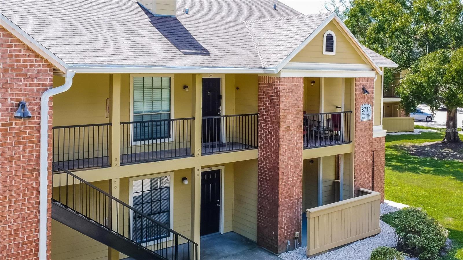 THE GRAND RESERVE CONDO - Residential Lease