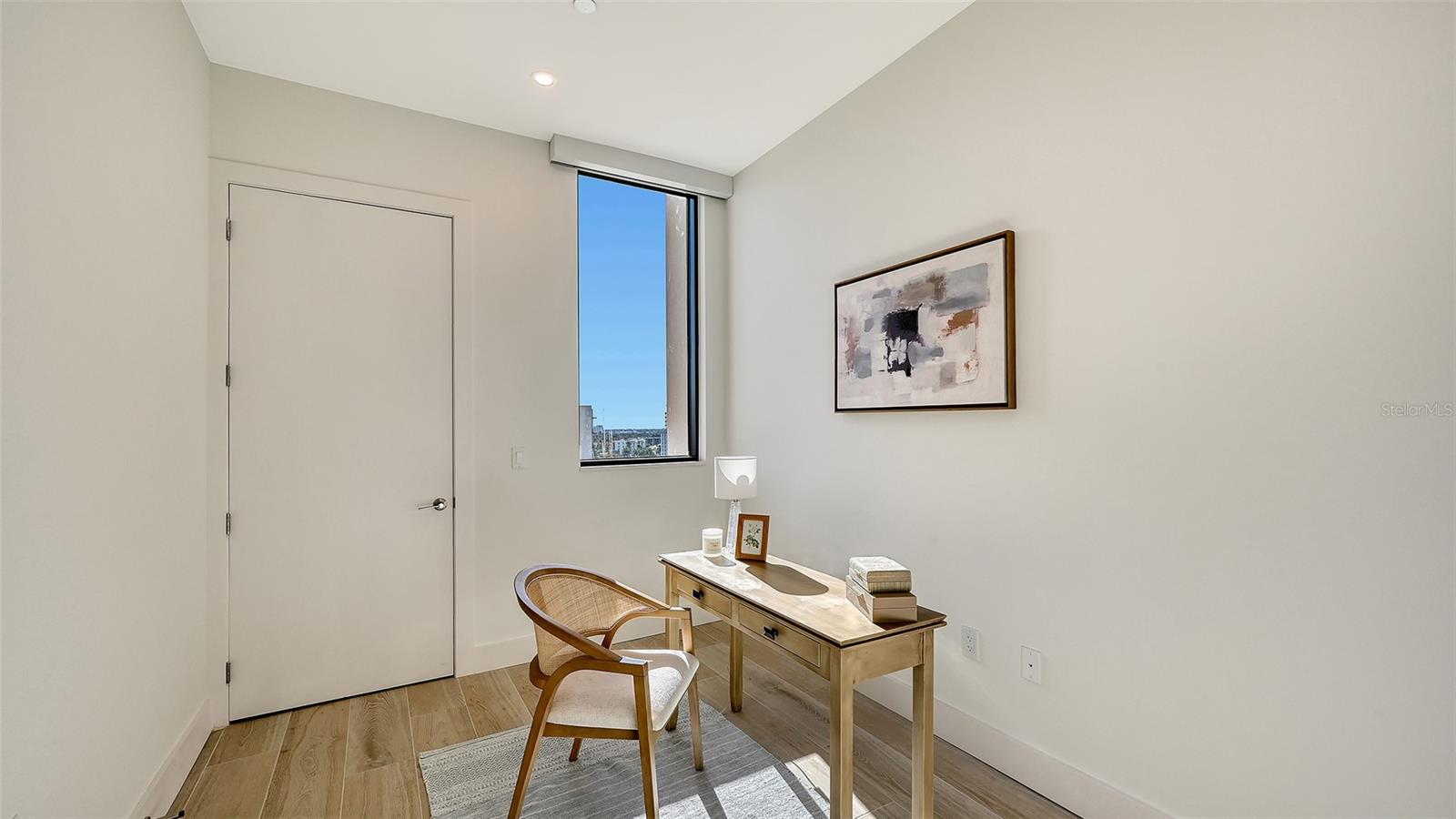 THE DEMARCAY - Residential