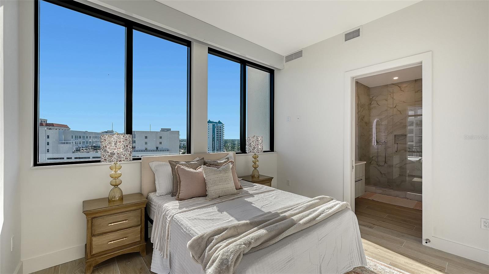 THE DEMARCAY - Residential