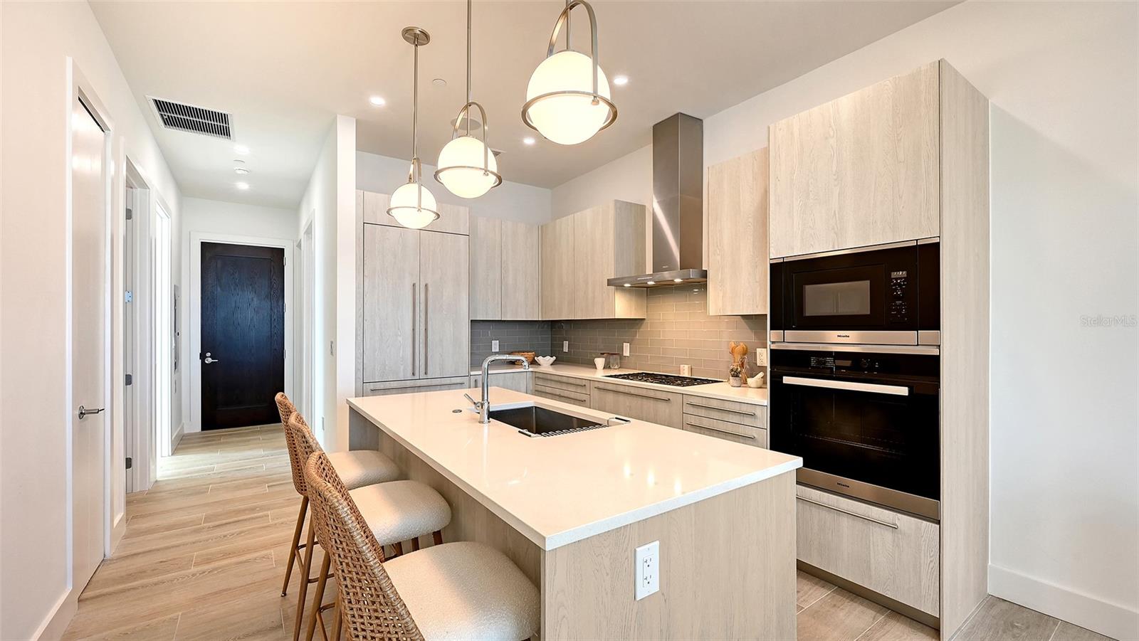 THE DEMARCAY - Residential