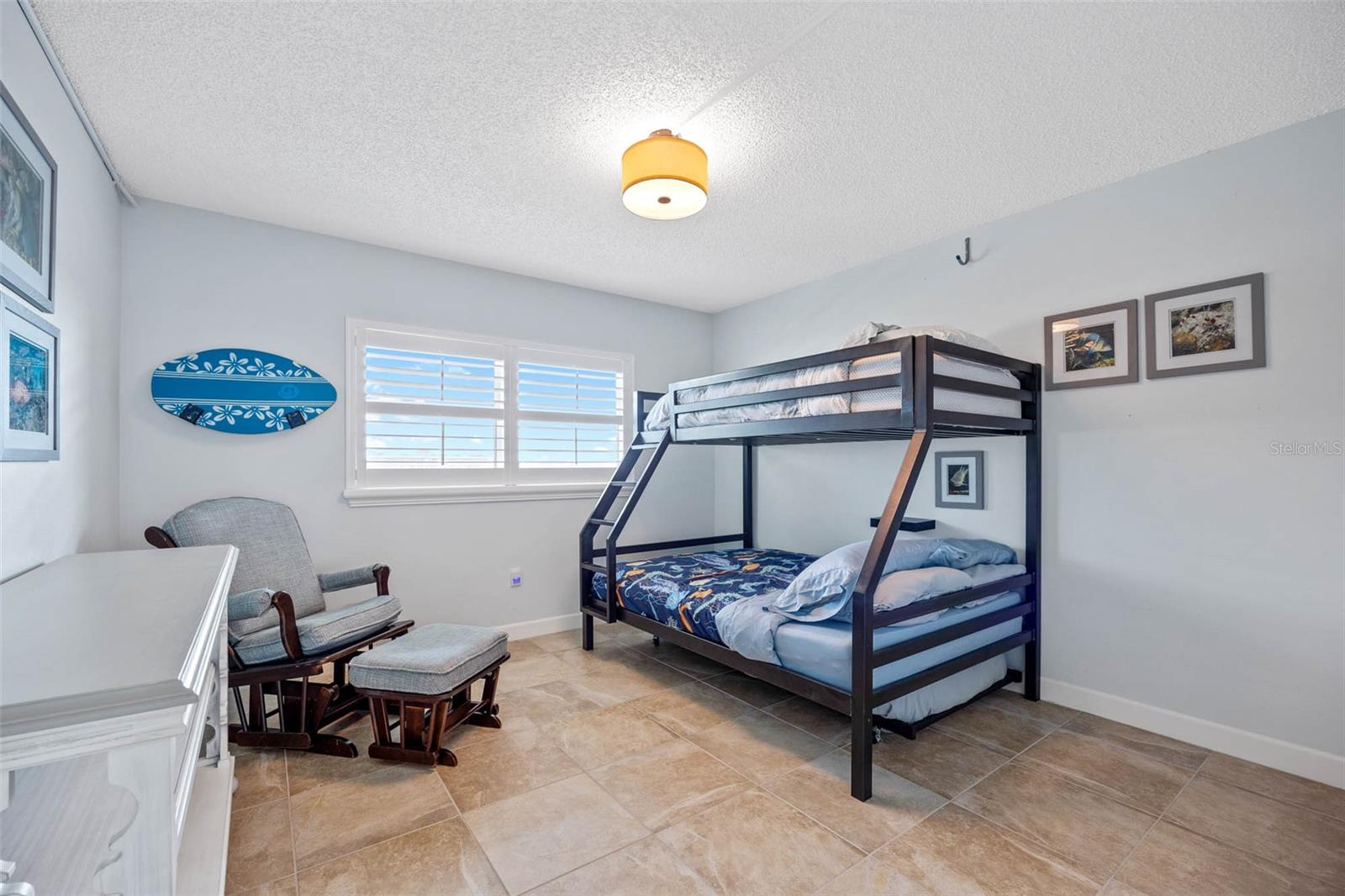 TAHITIAN TOWERS CONDO - Residential