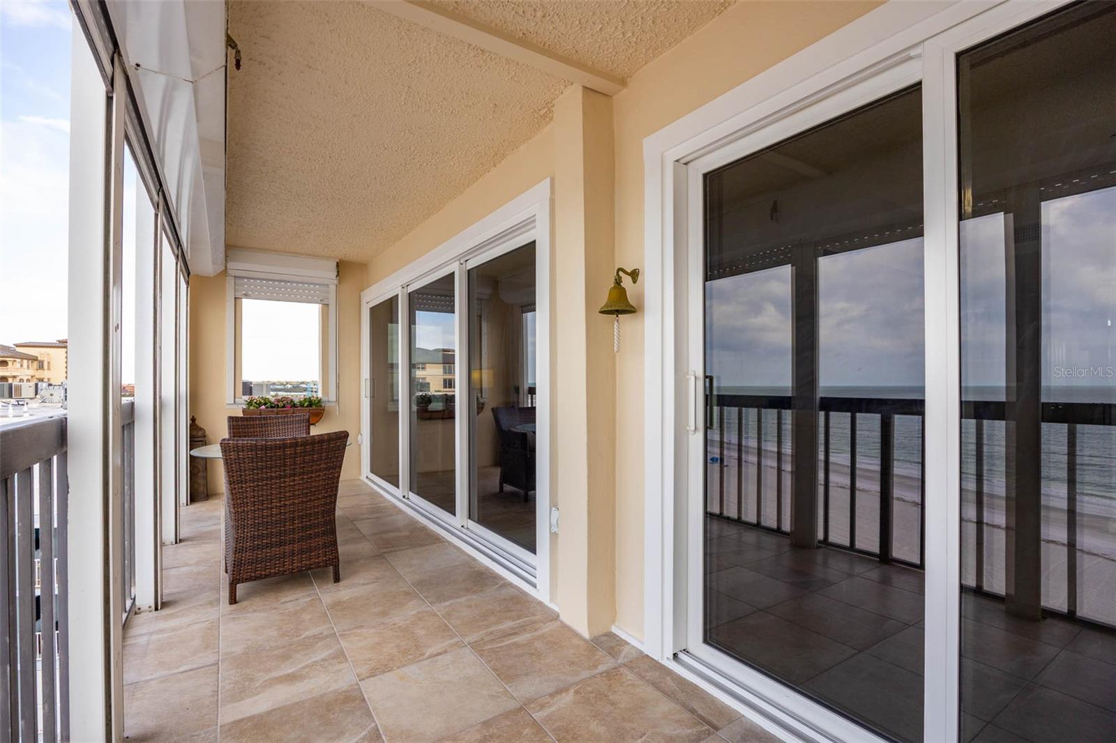 TAHITIAN TOWERS CONDO - Residential