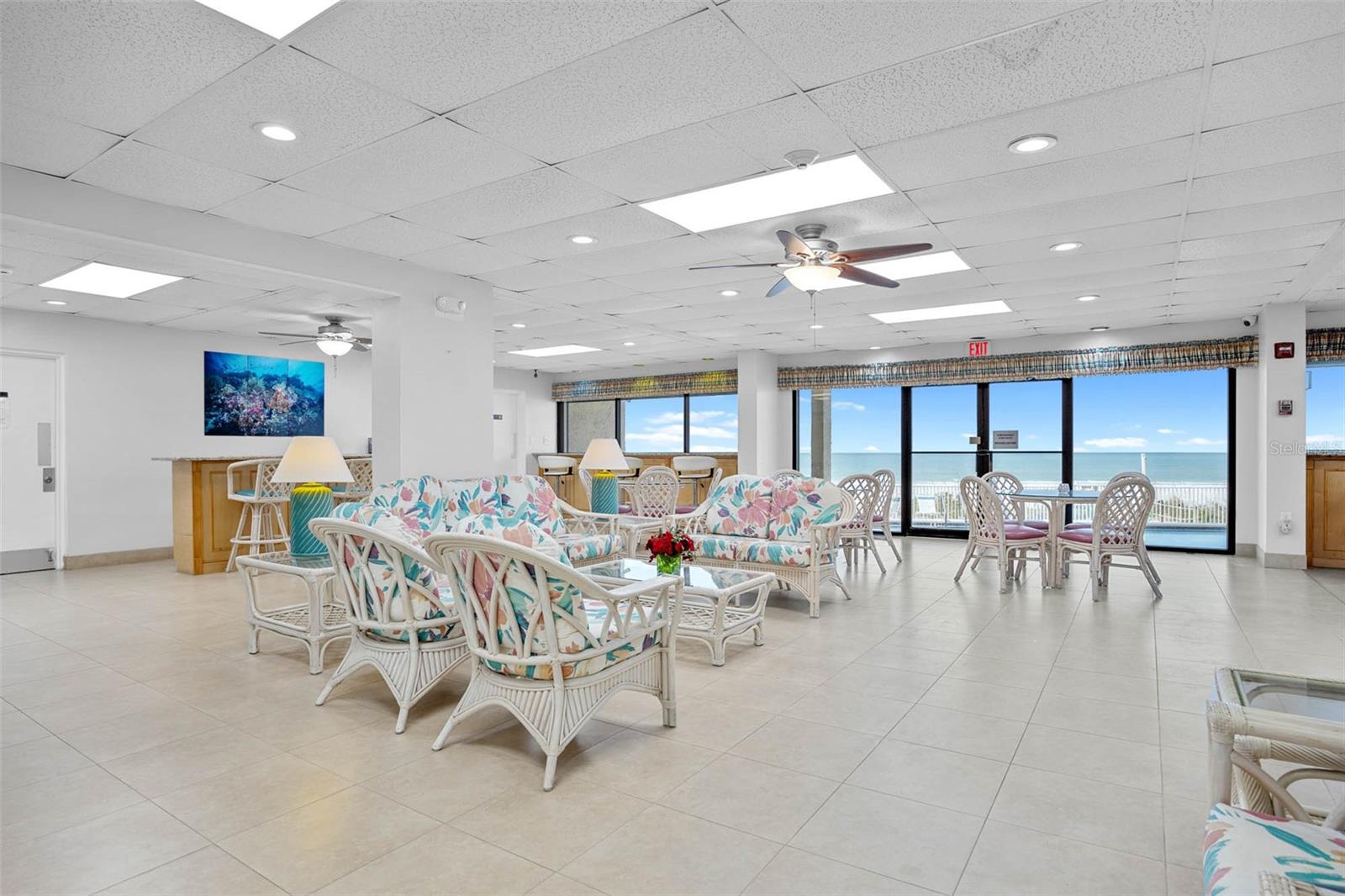 TAHITIAN TOWERS CONDO - Residential