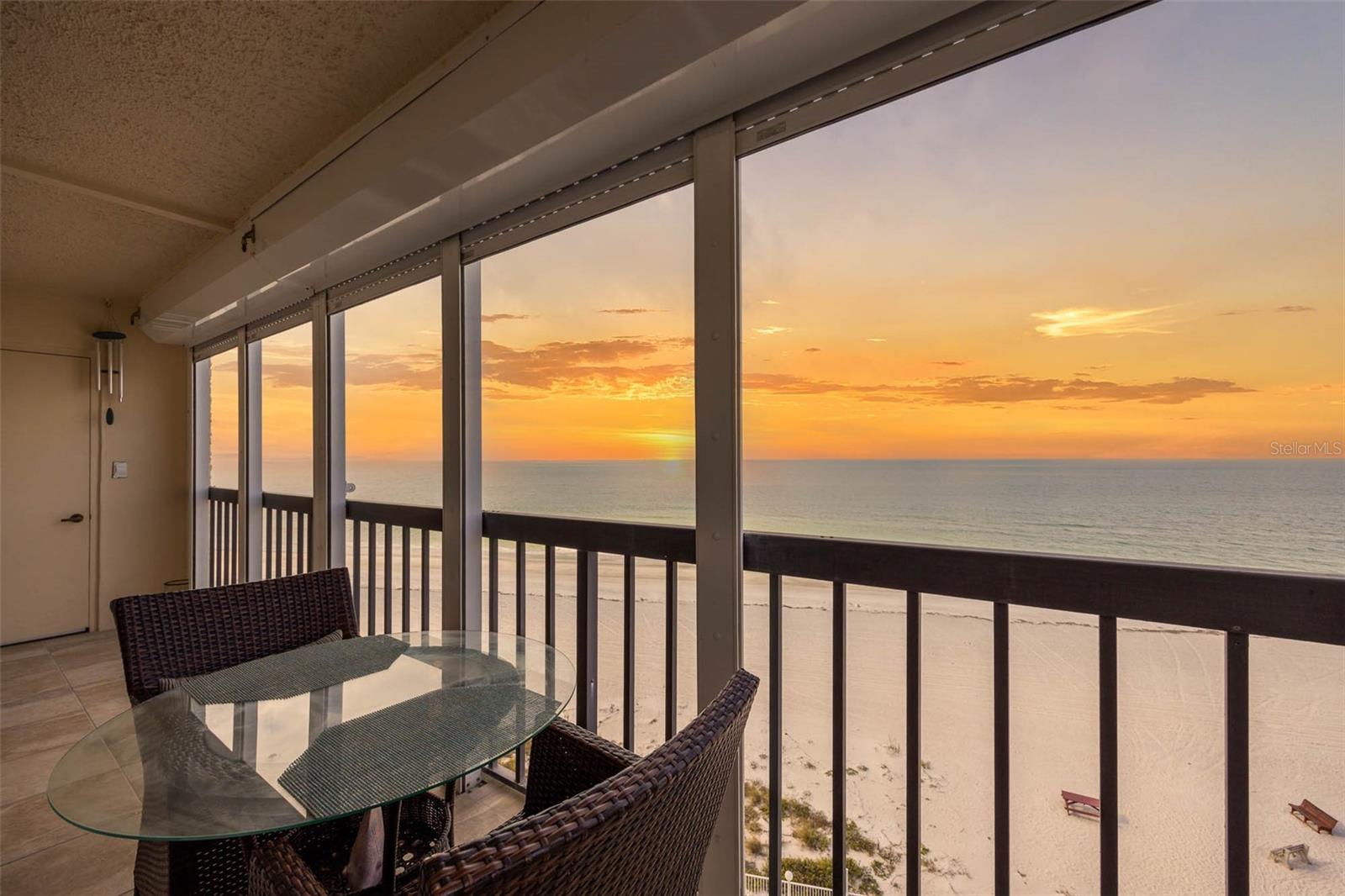 TAHITIAN TOWERS CONDO - Residential