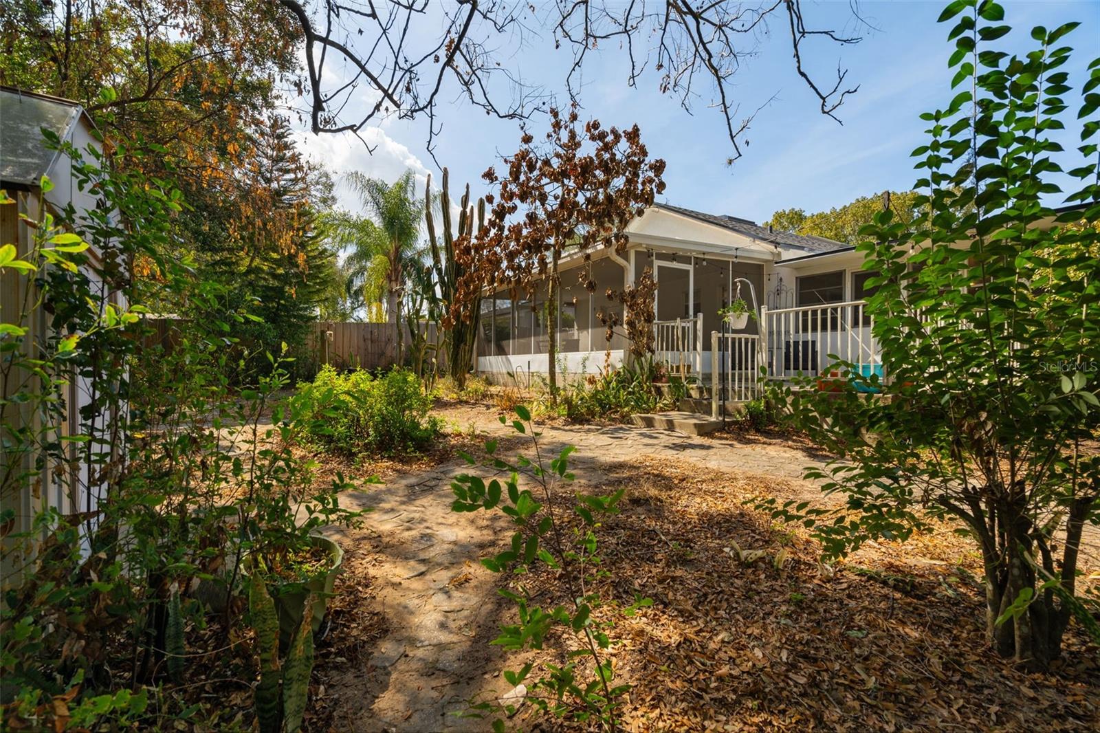 EUSTIS AZALEA PARK SUB - Residential