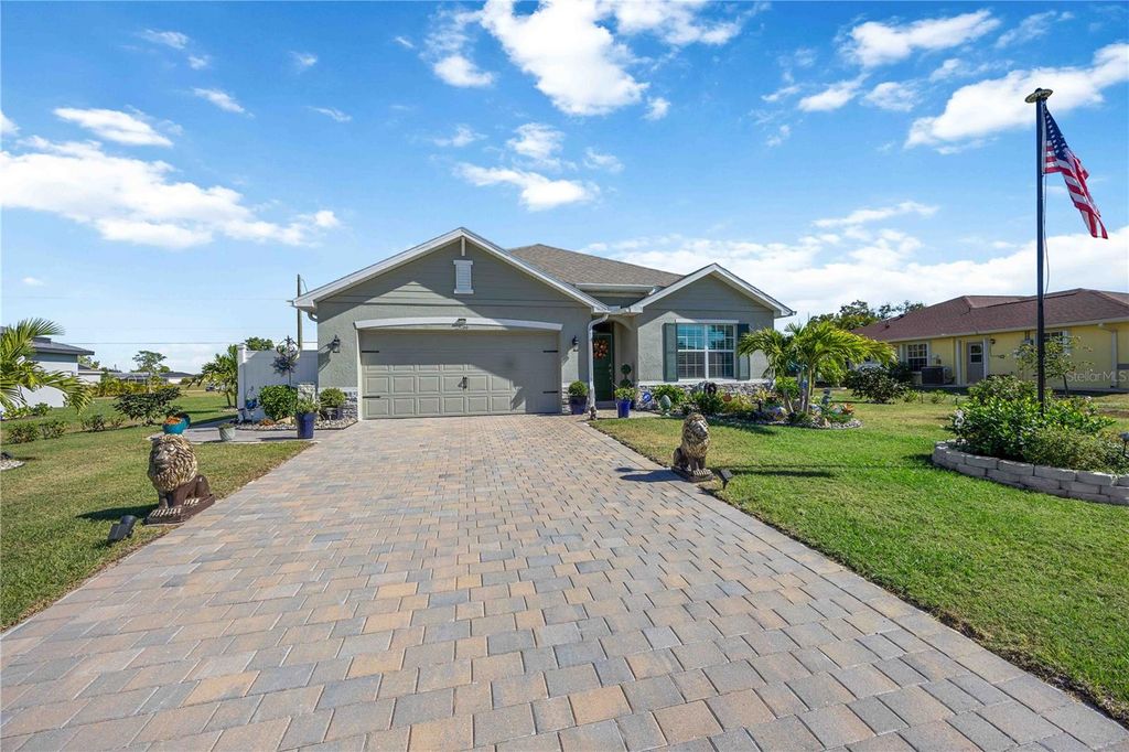 Photo of 25266 Estrada Circle, Punta Gorda, FL 33955 (MLS # N6141345)