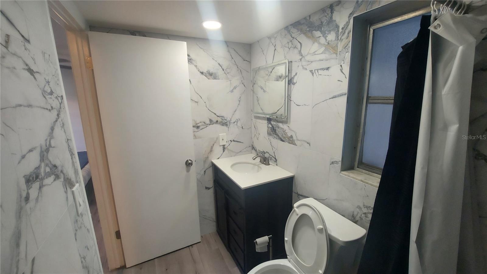 HARBOR PALMS-UNIT THREE - Residential Lease