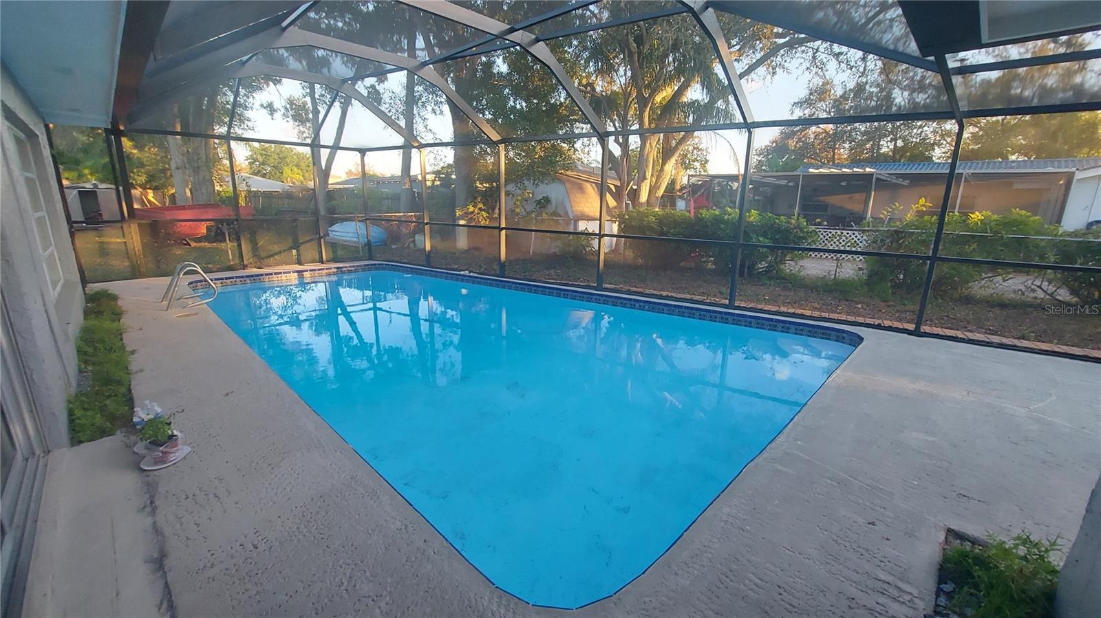 HARBOR PALMS-UNIT THREE - Residential Lease