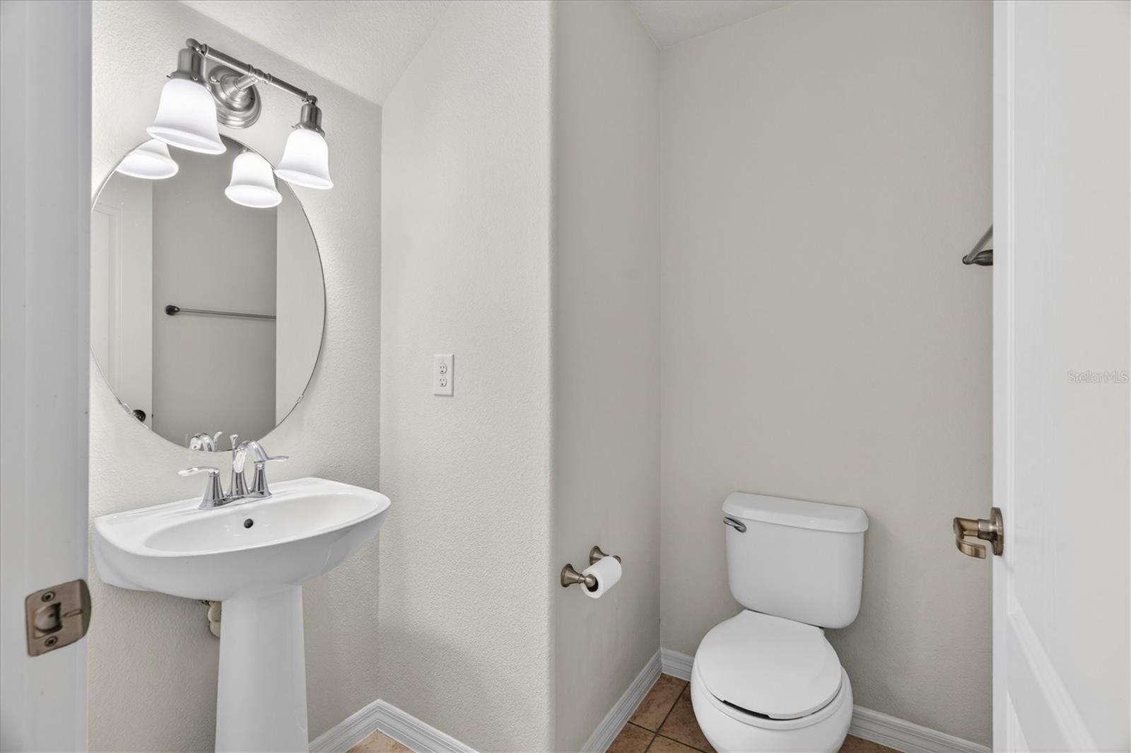 WEKIVA LANDINGS - Residential