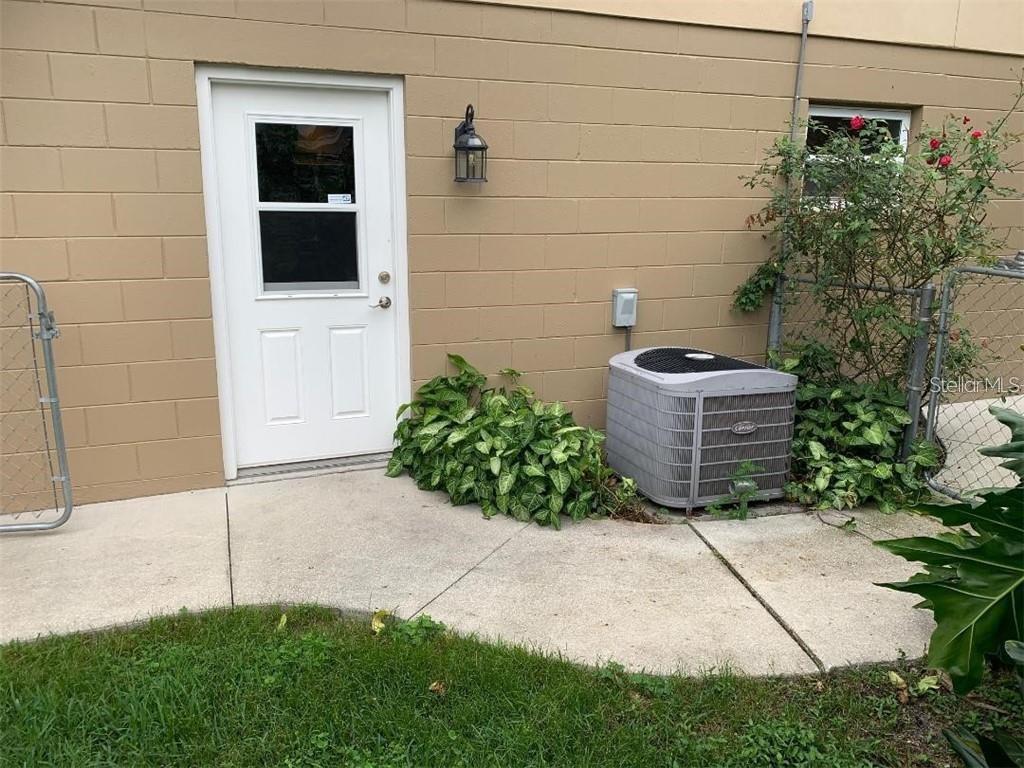 MAINE ADD TO LONGWOOD - Residential Lease