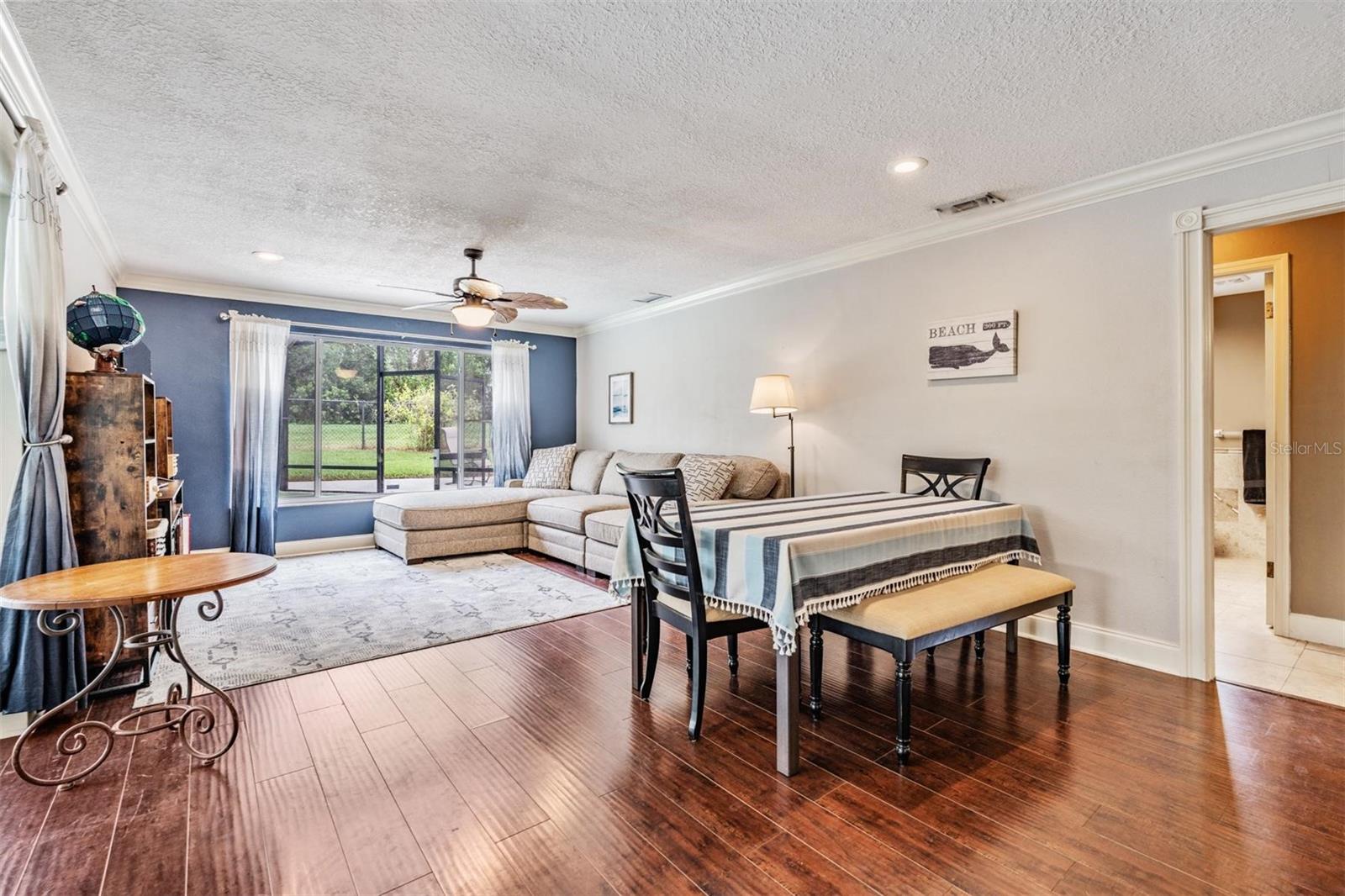 FOREST WOOD ESTATE 1ST ADD - Residential