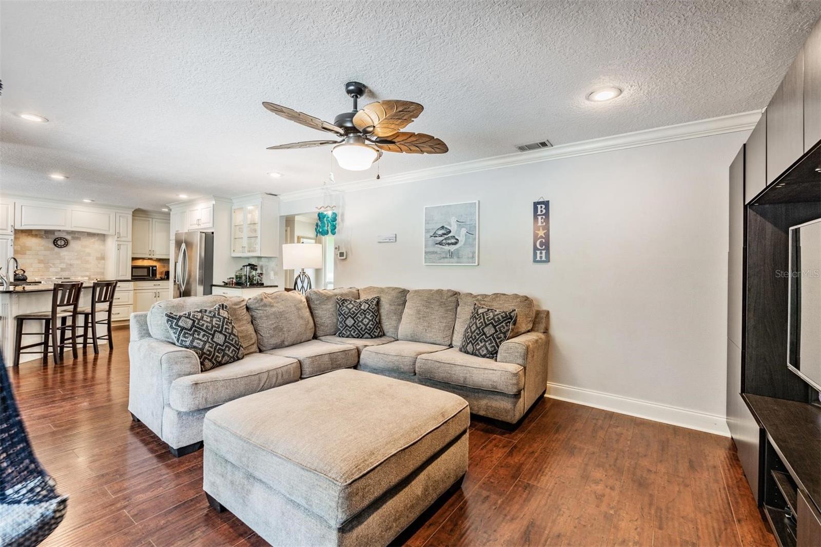 FOREST WOOD ESTATE 1ST ADD - Residential