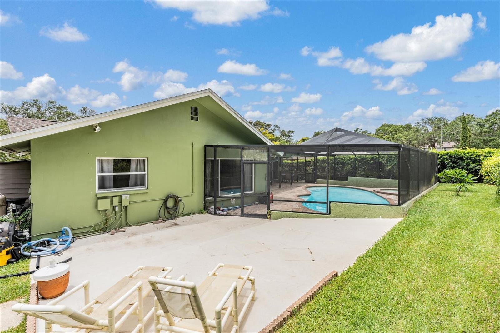 FOREST WOOD ESTATE 1ST ADD - Residential