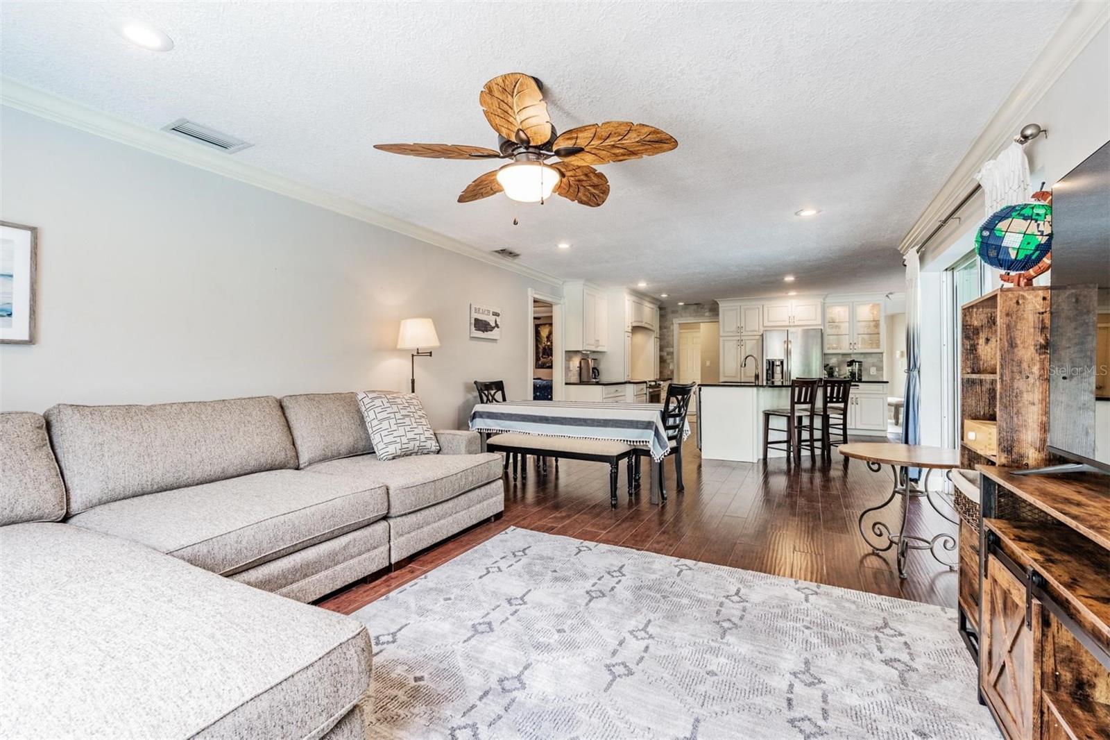 FOREST WOOD ESTATE 1ST ADD - Residential