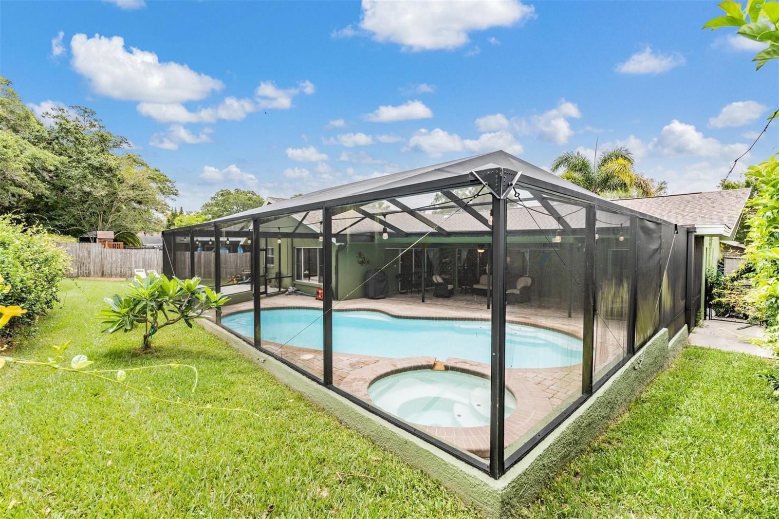 FOREST WOOD ESTATE 1ST ADD - Residential