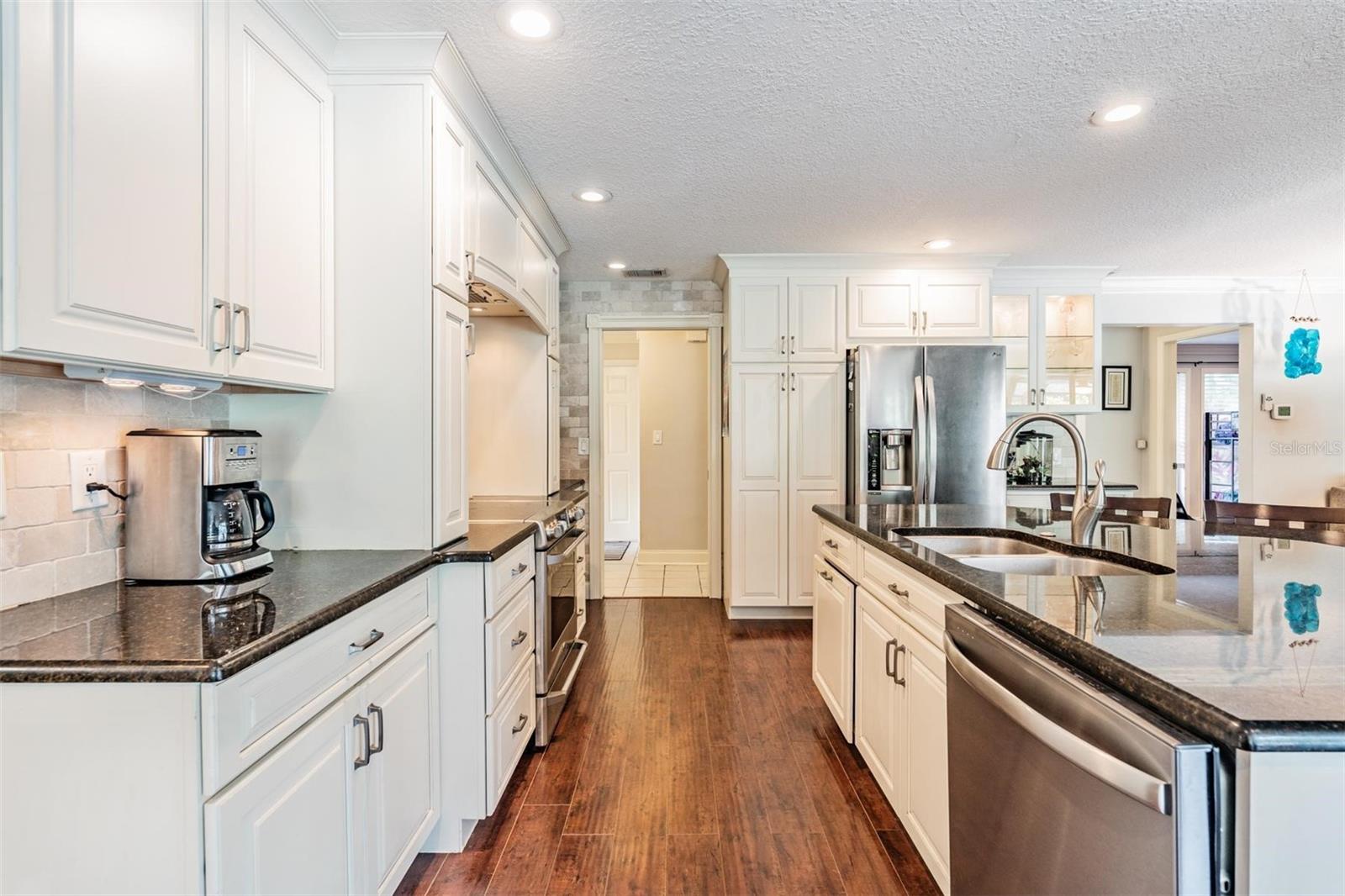 FOREST WOOD ESTATE 1ST ADD - Residential