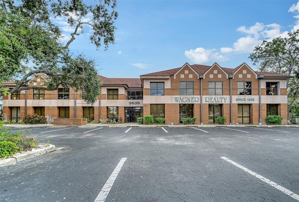 Photo of 3639 Cortez Road W, Bradenton, FL 34210 (MLS # A4669313)