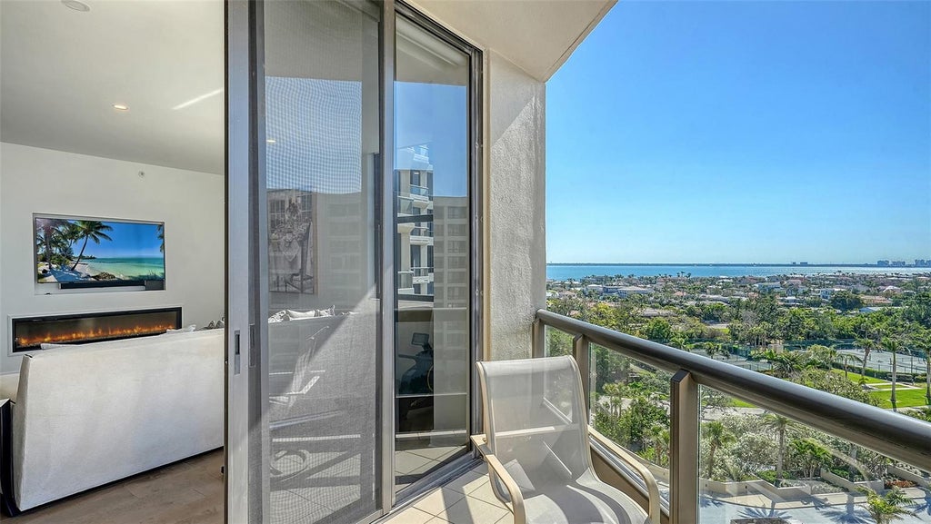 Photo of 1241 Gulf Of Mexico Drive #803, Longboat Key, FL 34228 (MLS # A4711000)