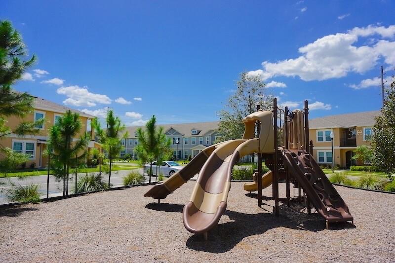 HAMLIN RESERVE - Residential Lease