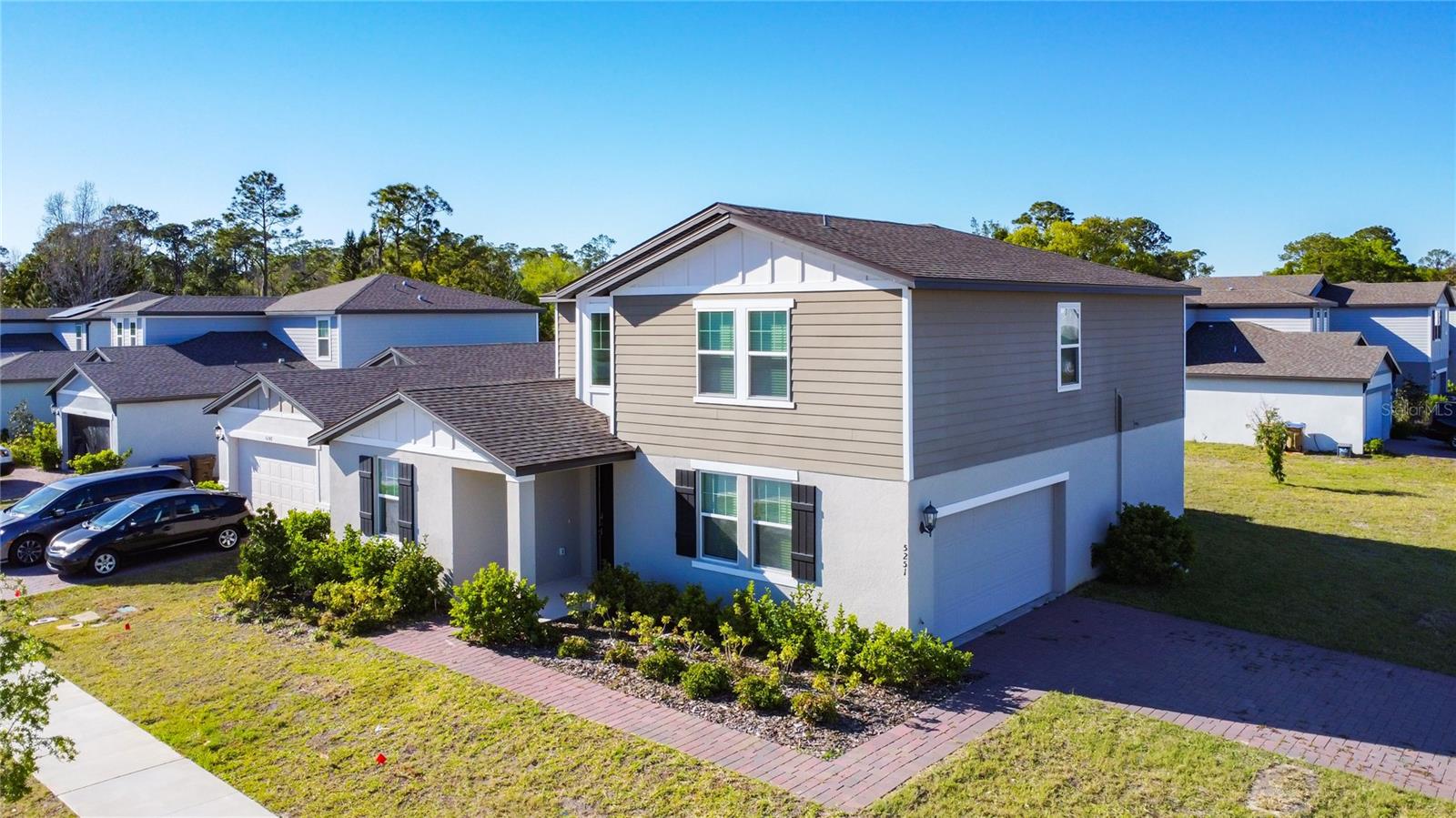 5251 MEREDREW LANE
