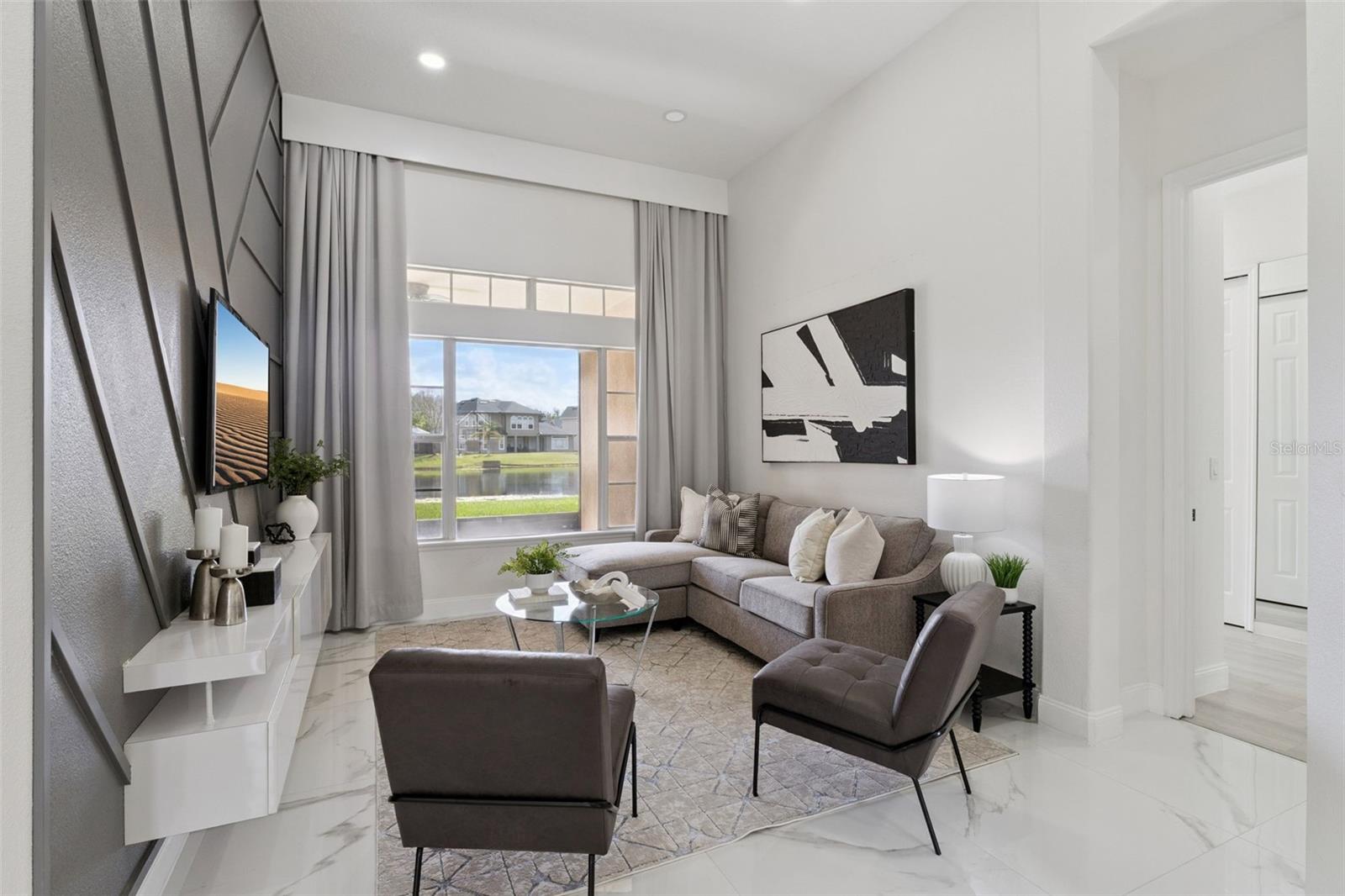 BRISTOL ESTATES - Residential