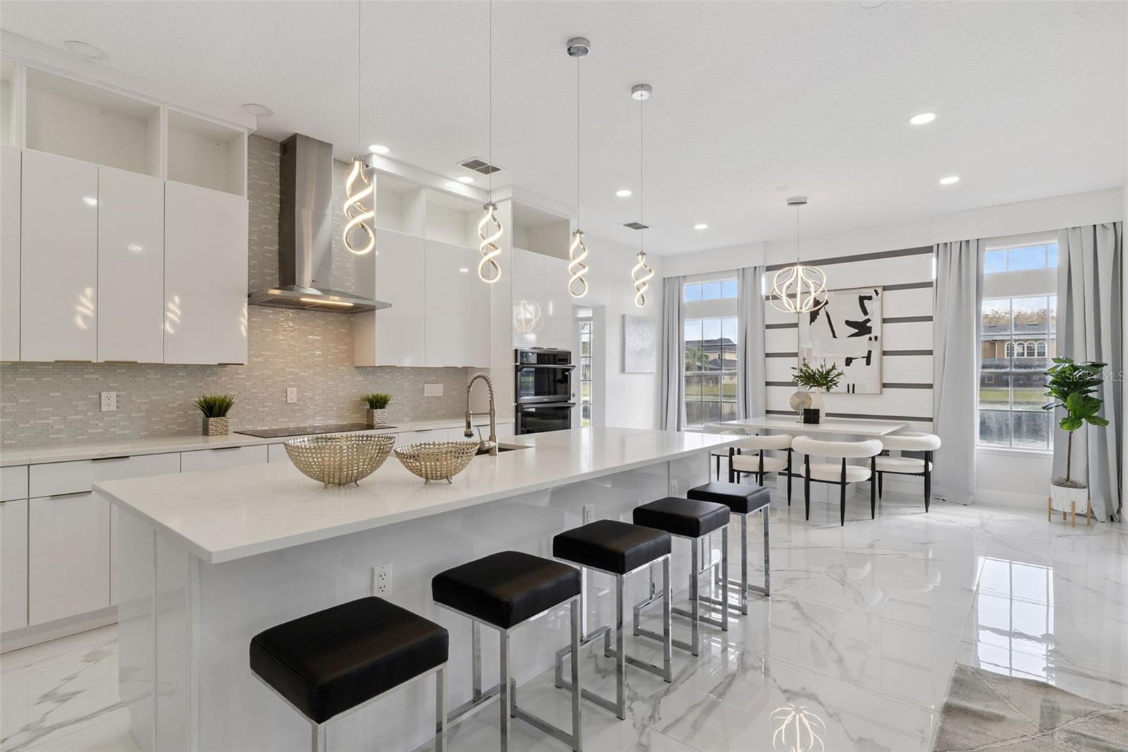 BRISTOL ESTATES - Residential