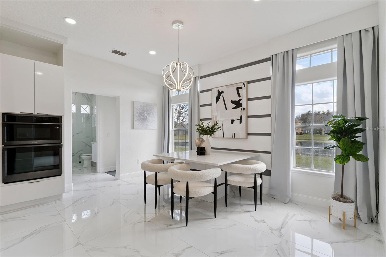 BRISTOL ESTATES - Residential