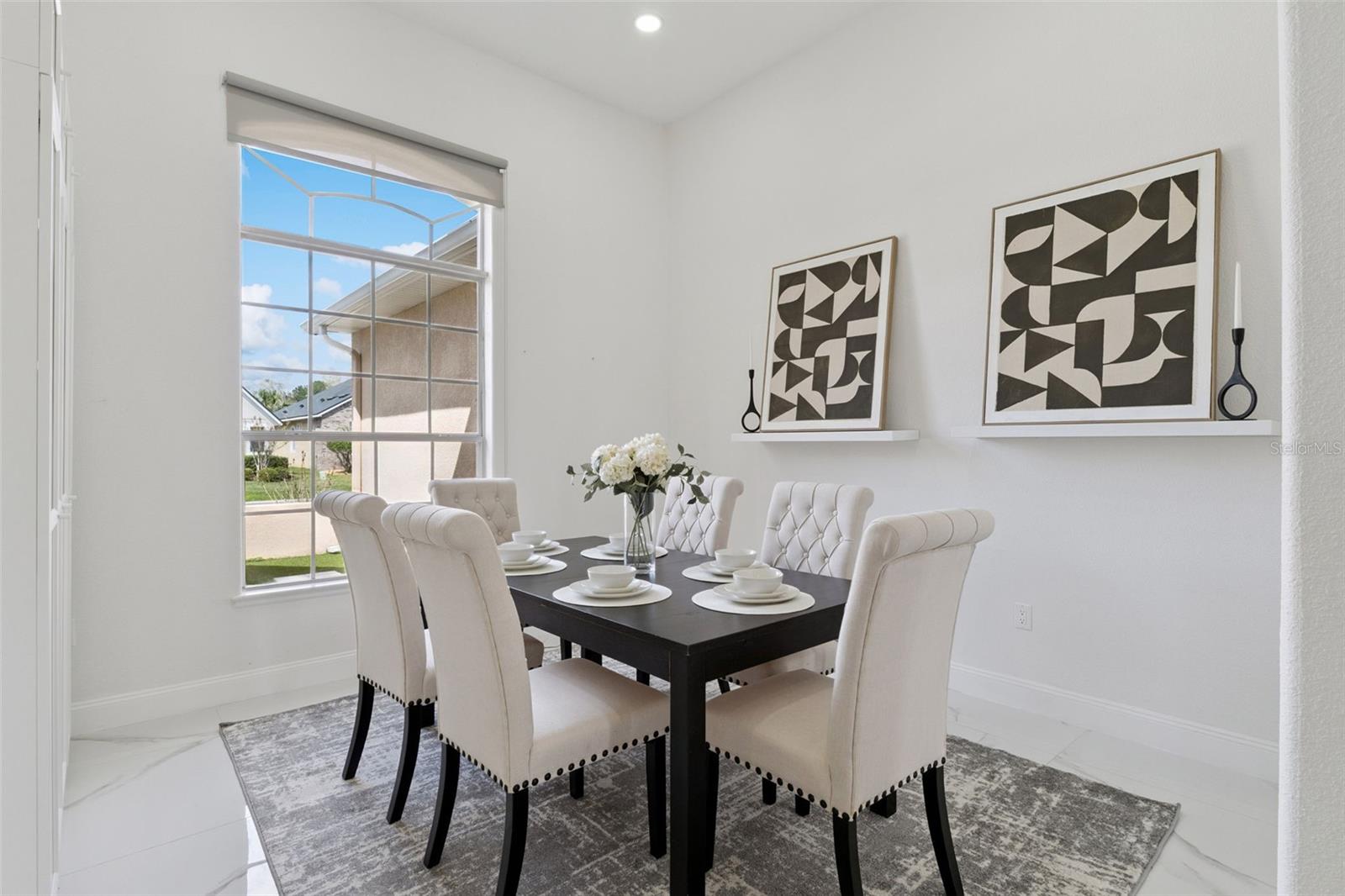 BRISTOL ESTATES - Residential