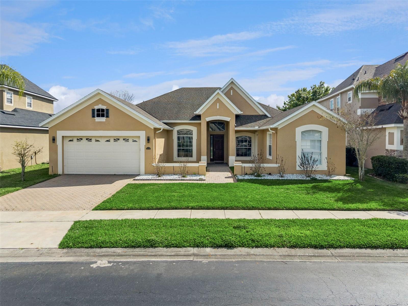 BRISTOL ESTATES - Residential