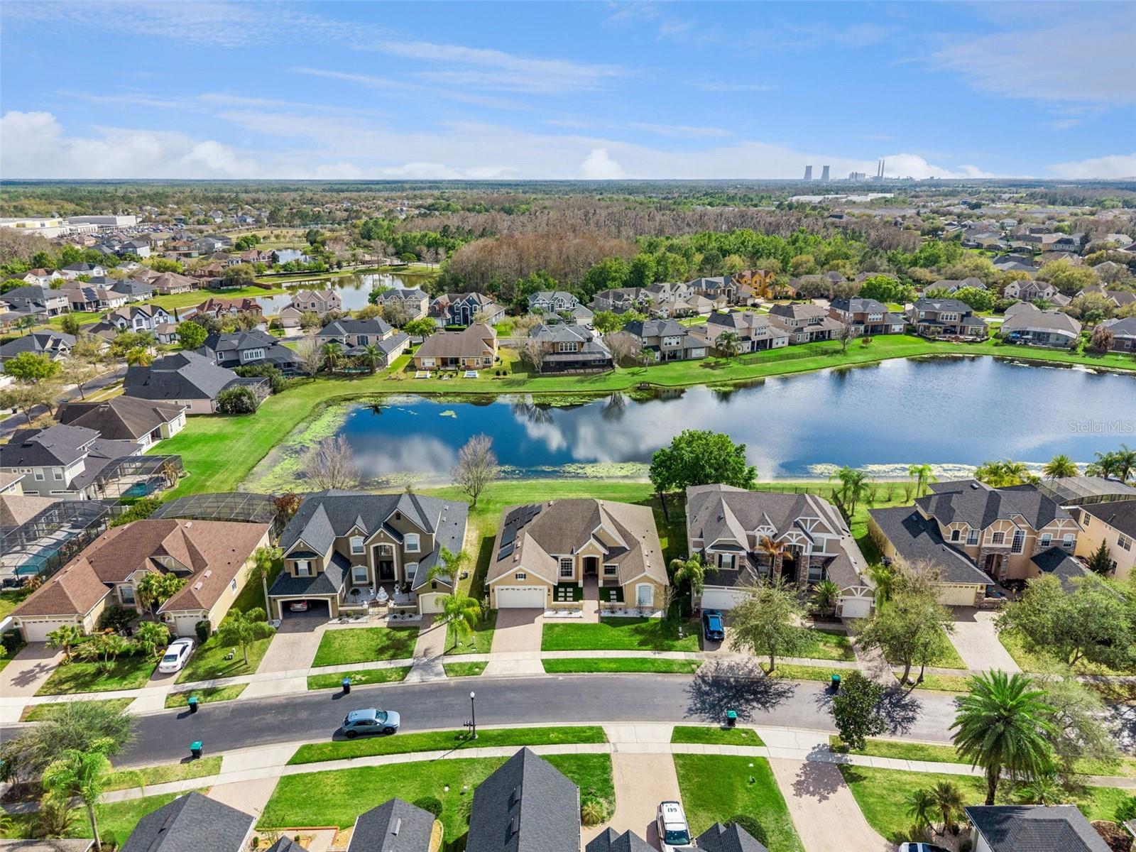 BRISTOL ESTATES - Residential