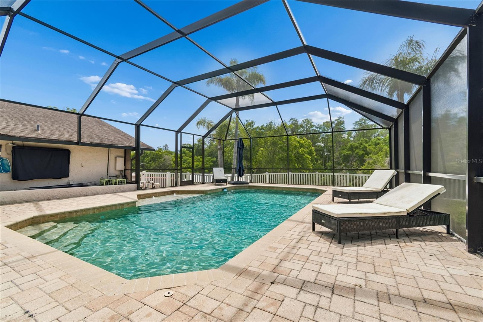 TANGLEWOOD EAST - Residential