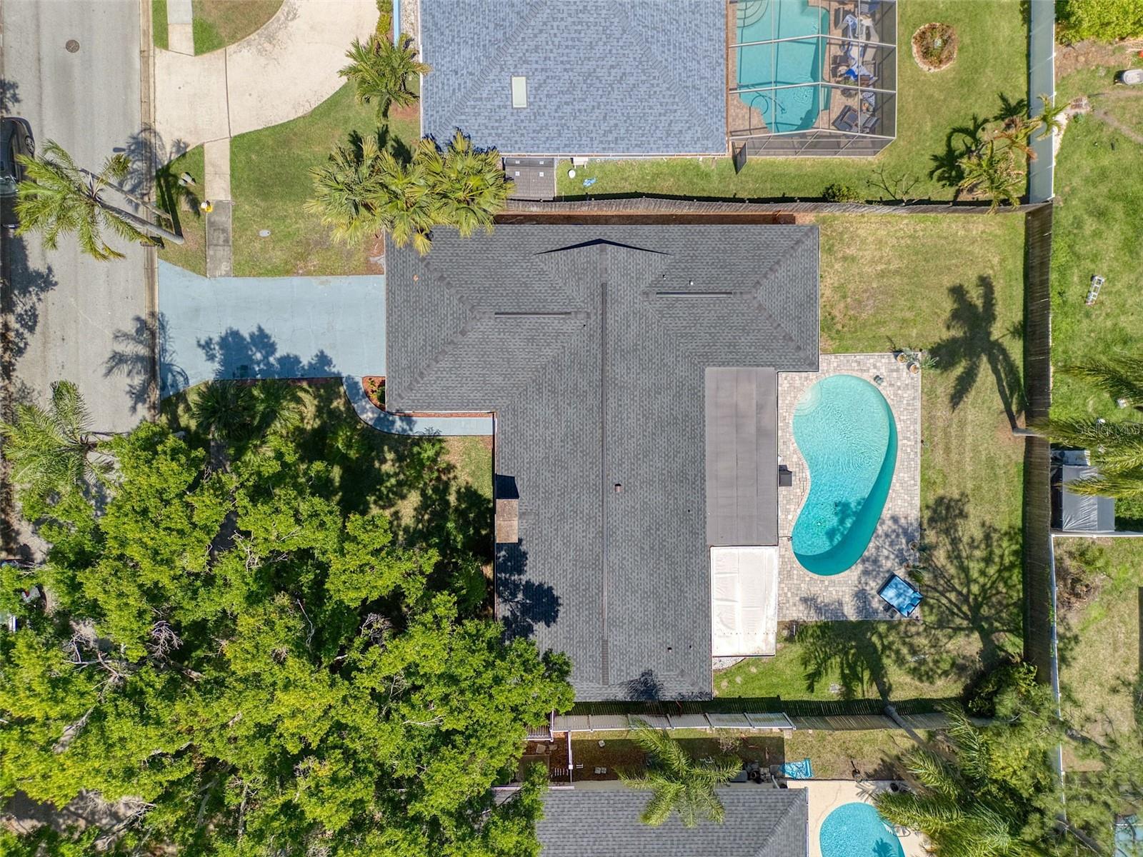 DEL ROBLES - Residential