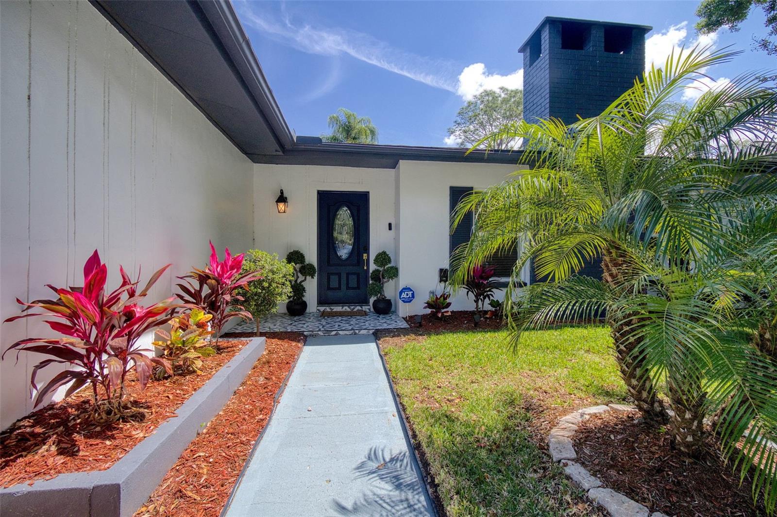 DEL ROBLES - Residential