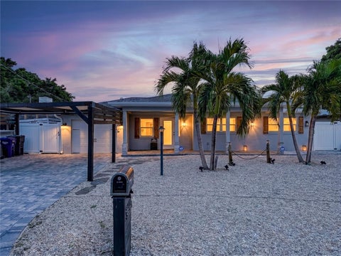 Photo of 6835 Georgia Avenue, Bradenton, FL 34207 (MLS # A4704093)