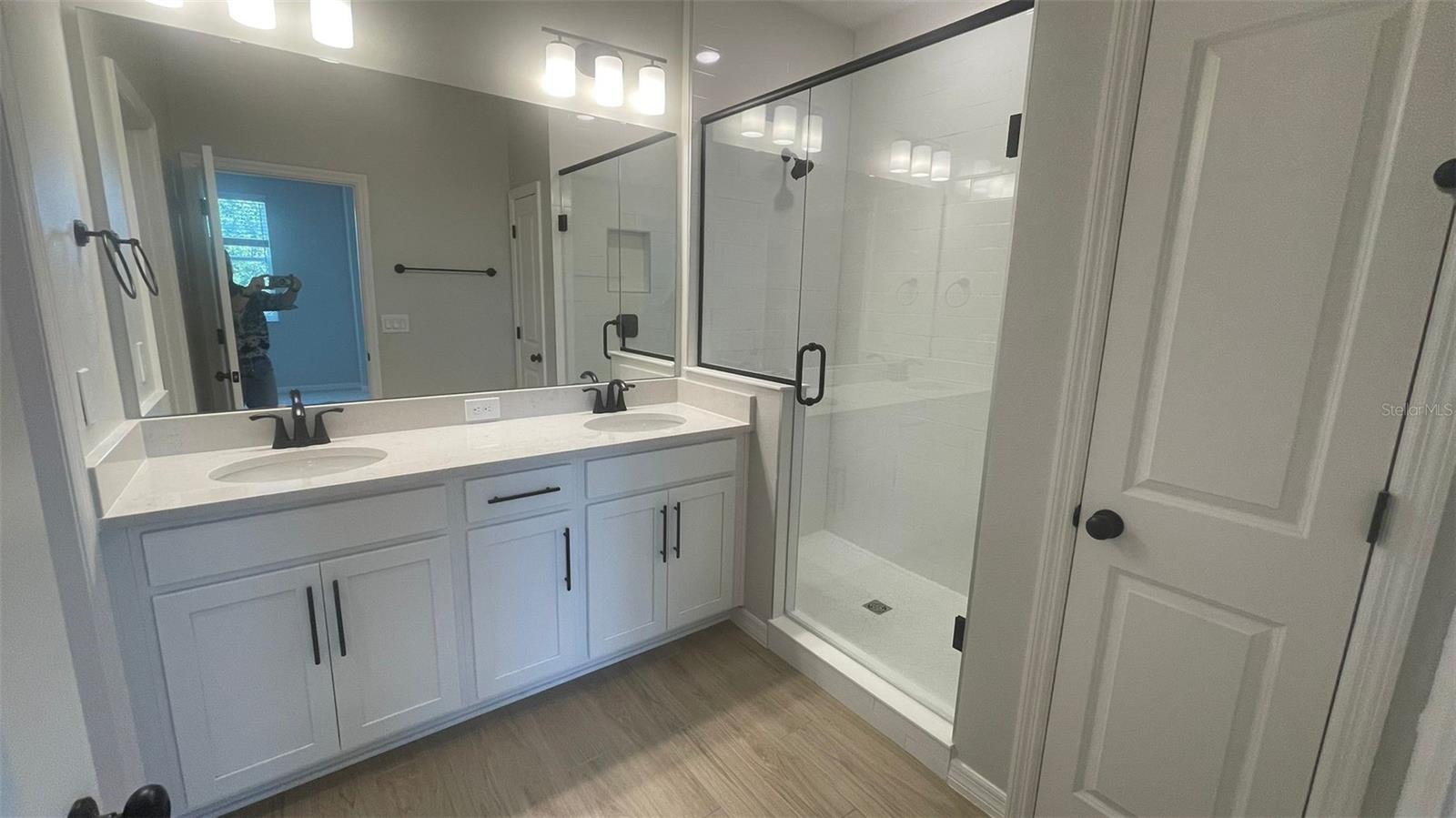 ENCORE/OVATION PH 1 - Residential Lease