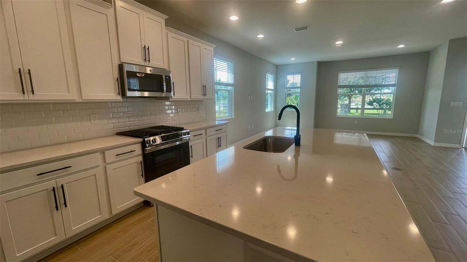 ENCORE/OVATION PH 1 - Residential Lease